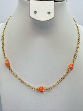 Avon Coral Red Glass Beaded Necklace Vintage Wire Wrapped Station Chain Necklace